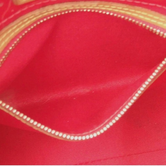 Louis Vuitton Monogram Vernis Reade PM - Picture 6 of 8